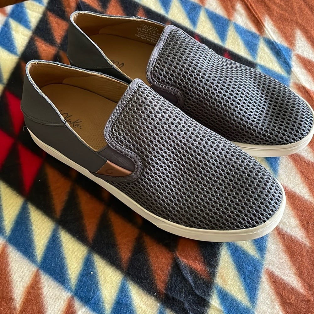 Olukai Mesh slip ons